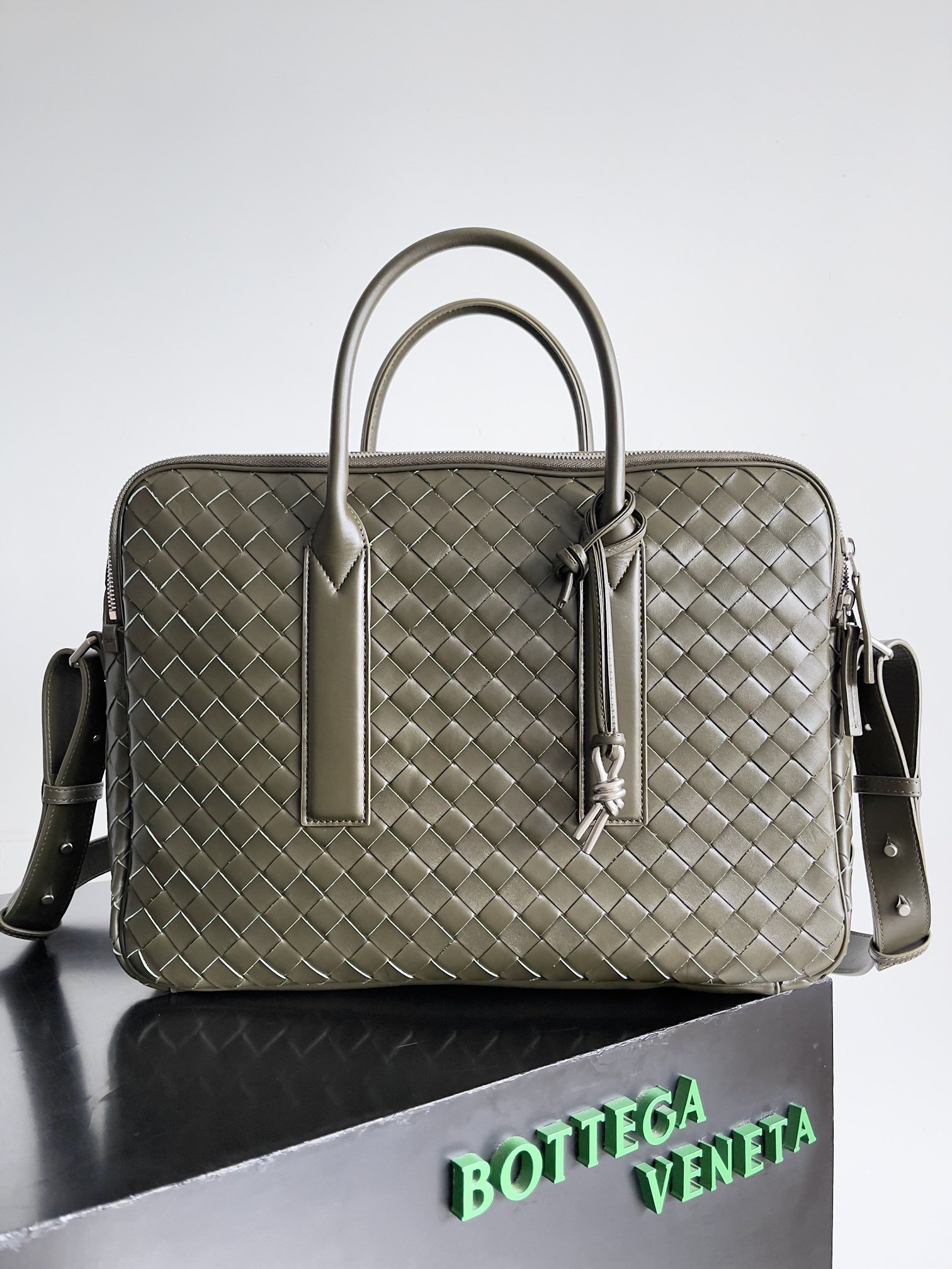 Bottega Veneta GETAWAY L